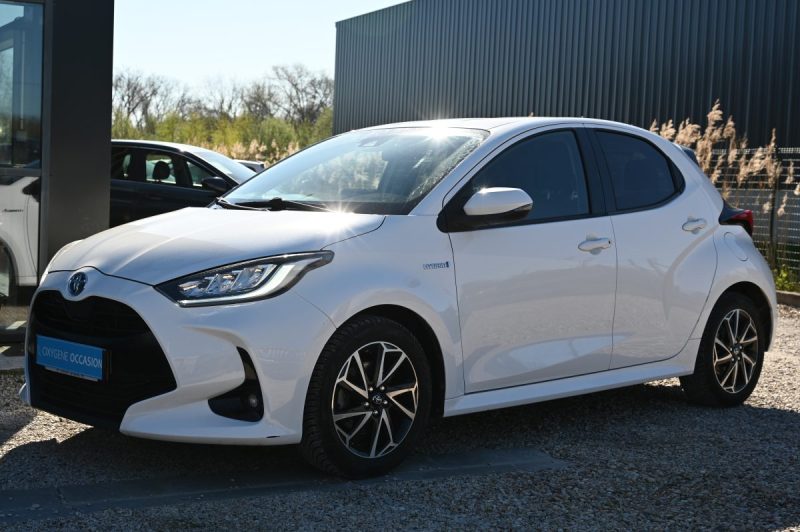 TOYOTA Yaris IV 116H Design 03/2021