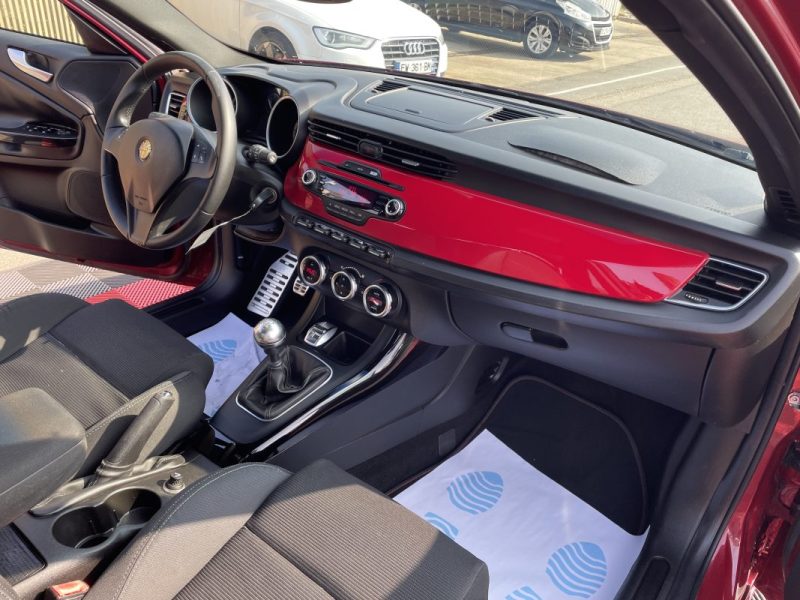 ALFA ROMEO GIULIETTA 2.0 JTDM 140 EXCLUSIVE 2012