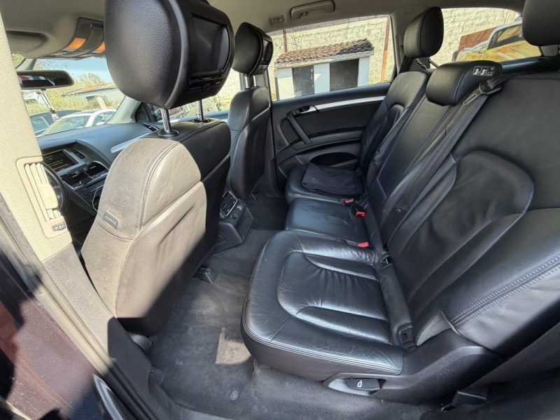 AUDI Q7 V6 3.0 TDI 240 AMBIENTE 7P 2010