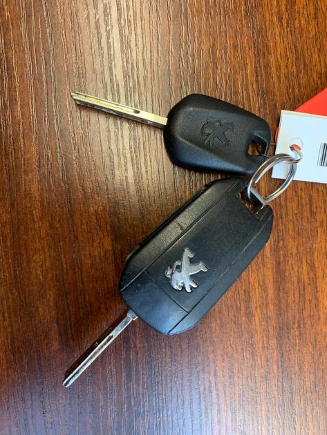 PEUGEOT 2008 1.6 BLUEHDI 100CH ACTIVE BUSINESS S&S 2016