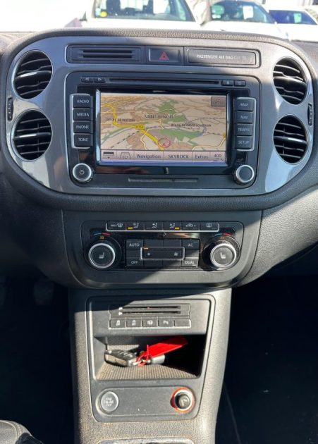 VOLKSWAGEN TIGUAN 2.0 TDI 140 CV 4X2 BLUEMOTION Garantie