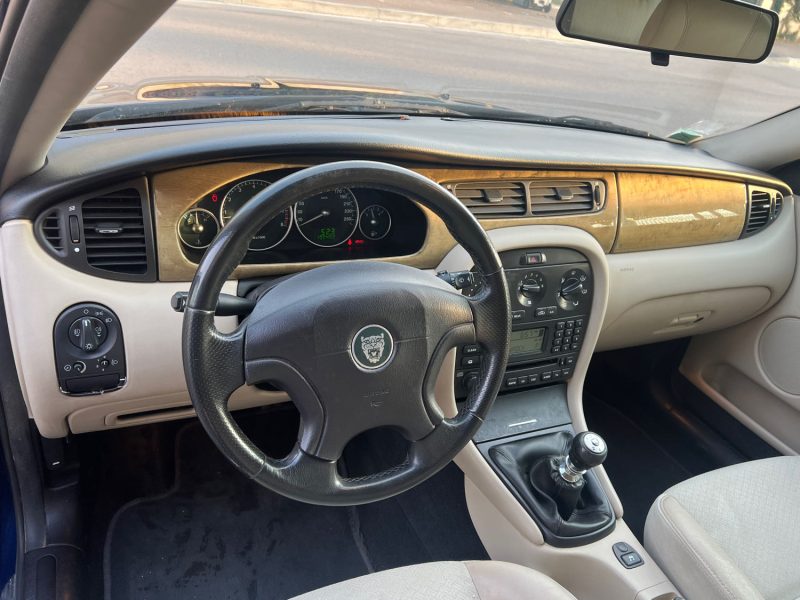 JAGUAR X-TYPE V6