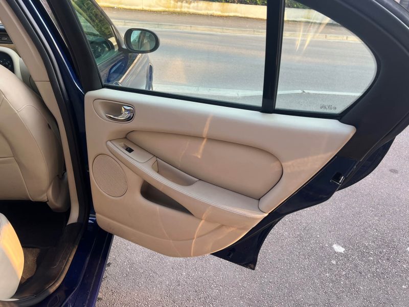 JAGUAR X-TYPE V6