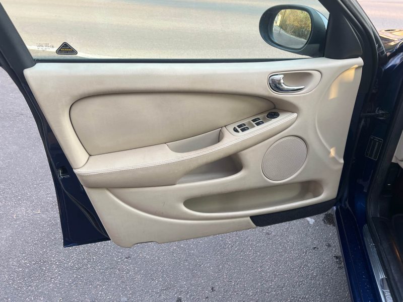 JAGUAR X-TYPE V6