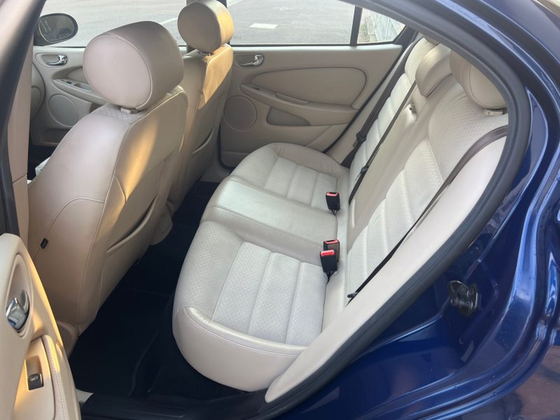 JAGUAR X-TYPE V6