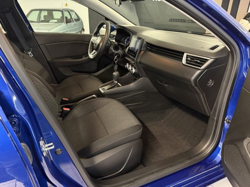 RENAULT CLIO V 1.6 E-Tech hybride 140 ch Business -21N