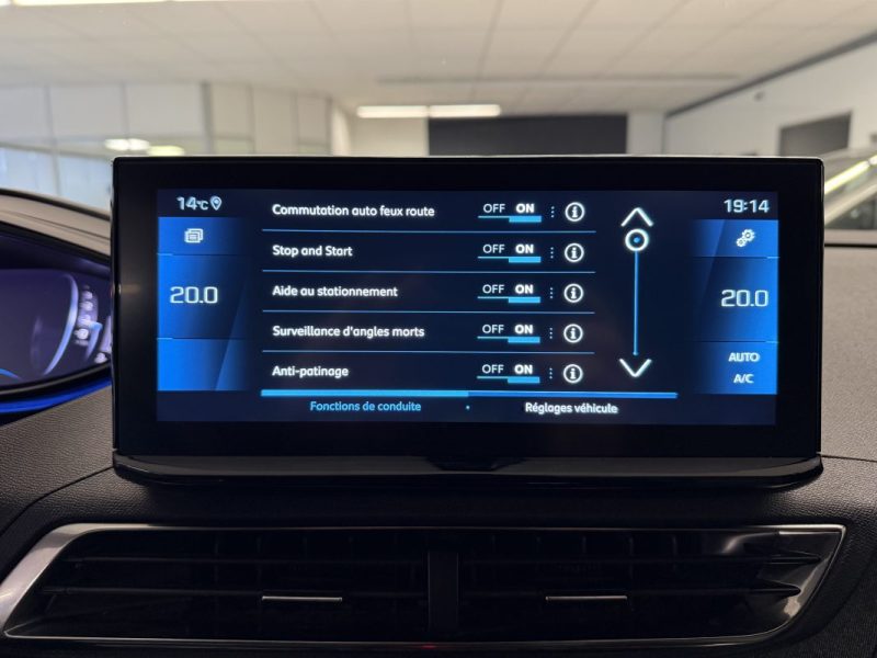 PEUGEOT 3008 1.2 130 ch S&S Allure Pack 43800kms - CARPLAY - CAMERA