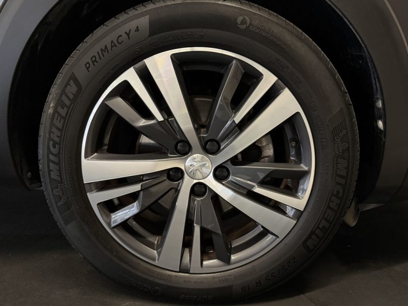 PEUGEOT 3008 1.2 130 ch S&S Allure Pack 43800kms - CARPLAY - CAMERA