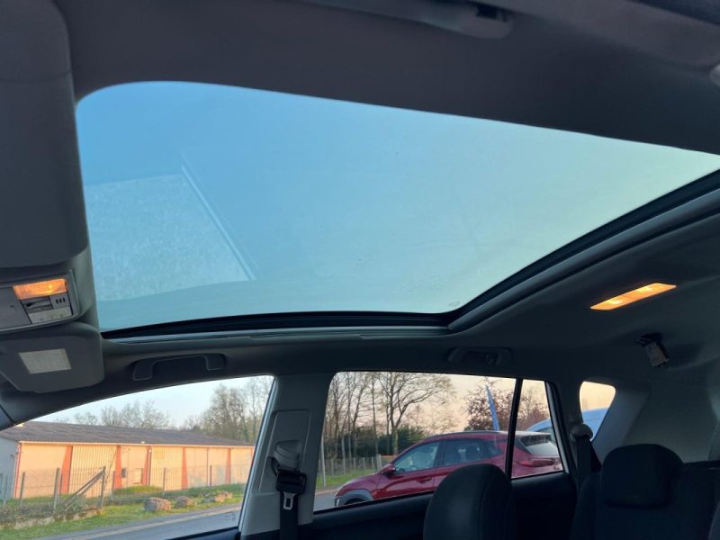 TOYOTA VERSO 126 D-4D Skyview