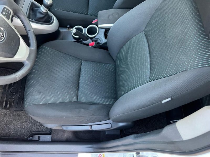TOYOTA VERSO 126 D-4D Skyview