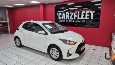 TOYOTA YARIS 4 BERLINE 116cv DYNAMIC BUSINESS 2022/1 ERE MAIN/TVA RECUPERABLE