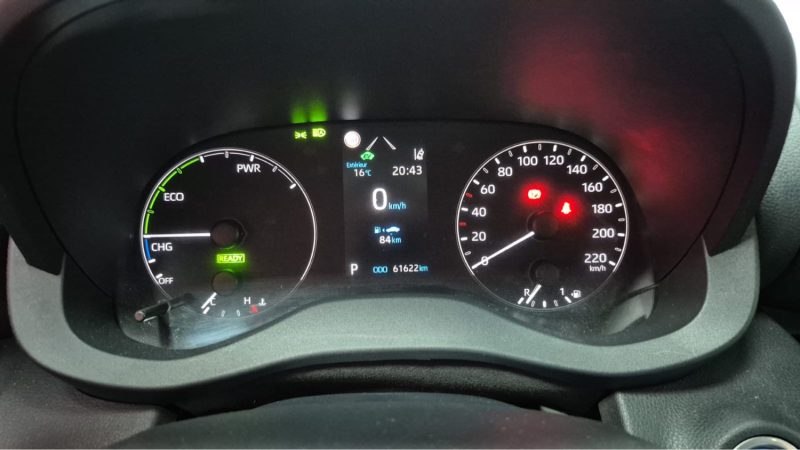 TOYOTA YARIS 4 BERLINE 116cv DYNAMIC BUSINESS/1 ERE MAIN/TVA RECUPERABLE