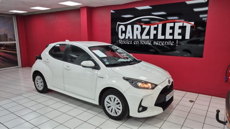 TOYOTA YARIS 4 BERLINE 116cv DYNAMIC BUSINESS/1 ERE MAIN/TVA RECUPERABLE
