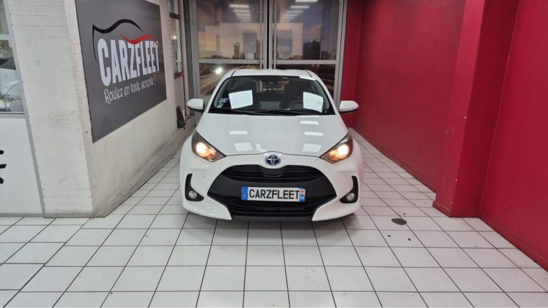 TOYOTA YARIS 4 BERLINE 116cv DYNAMIC BUSINESS/1 ERE MAIN/TVA RECUPERABLE