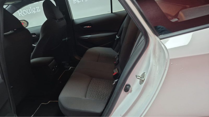 TOYOYA COROLLA TOURING SPORTS 122cv DYNAMIC BUSINESS/1 ERE MAIN/TVA RECUPERABLE