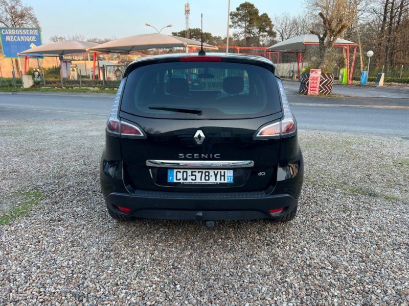 RENAULT SCENIC 1.6 dCi 130 ch Energy BOSE eco²