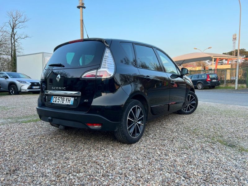 RENAULT SCENIC 1.6 dCi 130 ch Energy BOSE eco²