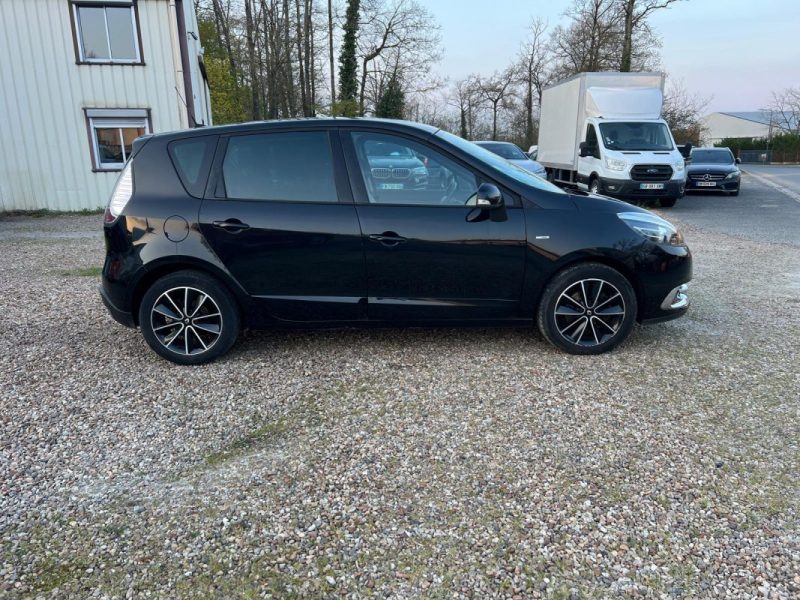 RENAULT SCENIC 1.6 dCi 130 ch Energy BOSE eco²