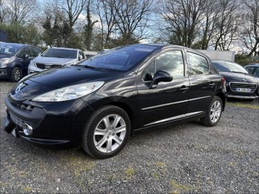 PEUGEOT 207 1.6E 16V 120 EXECUTIVE garantie 12 mois