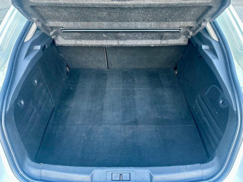 RENAULT LAGUNA 2.0 DCI 175 BOSE EDITION BA 