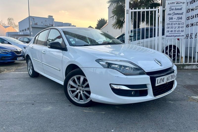 RENAULT LAGUNA 2.0 DCI 175 BOSE EDITION BA 