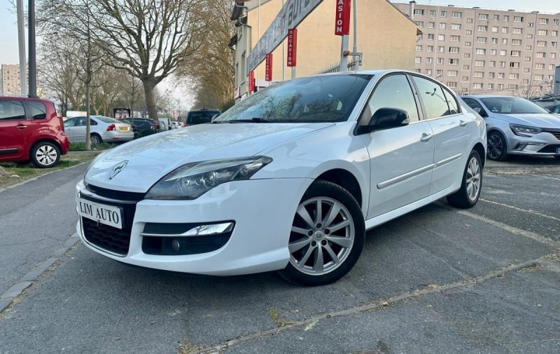 RENAULT LAGUNA 2.0 DCI 175 BOSE EDITION BA 