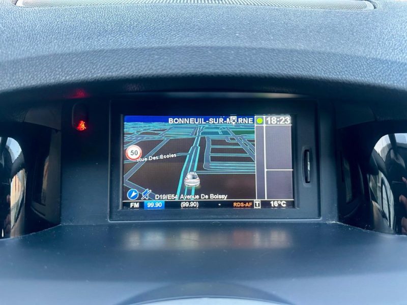 RENAULT LAGUNA 2.0 DCI 175 BOSE EDITION BA 