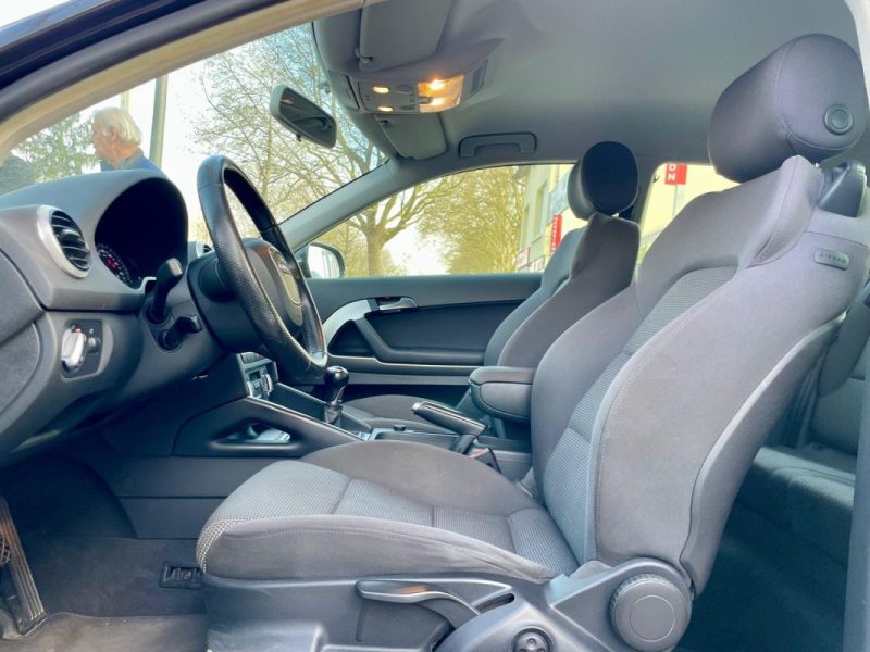 AUDI A3 2.0 TDI 140 AMBITION 