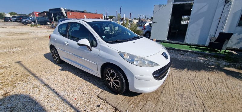 PEUGEOT 207 1.4 HDI 70 URBAN 2007
