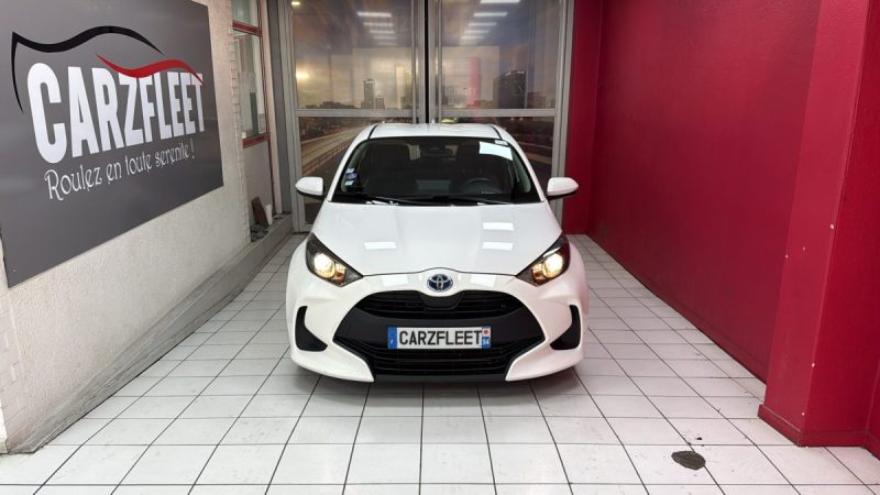 TOYOTA YARIS 4 BERLINE 116cv DYNAMIC BUSINESS/1 ERE MAIN/TVA RECUPERABLE