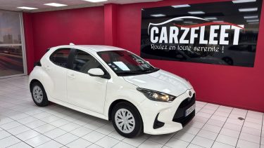 TOYOTA YARIS 4 BERLINE 116cv DYNAMIC BUSINESS/1 ERE MAIN/TVA RECUPERABLE