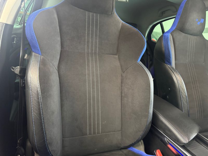 RENAULT MEGANE IV 1.6 TCE 205ch ENERGY GT EDC 4CONTROL GARANTIE 12 MOIS 