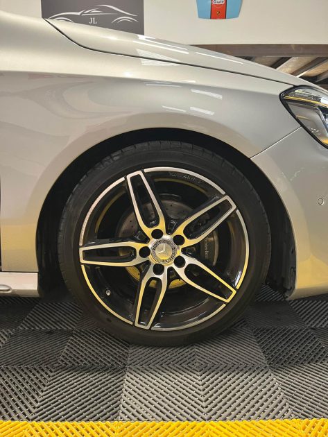 MAGNIFIQUE MERCEDES CLASSE A 200 AMG 156 CH (TOIT OUVRANT PANORAMIQUE, APPLE CARPLAY)⭐️⭐️⭐️⭐️⭐️
