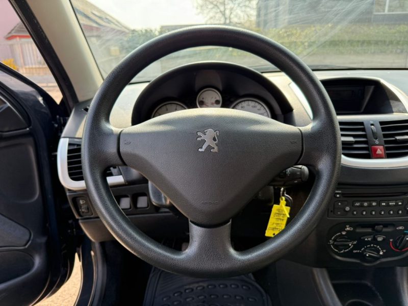 PEUGEOT 206+ 1.4l 75CV PACK TRENDY 5P