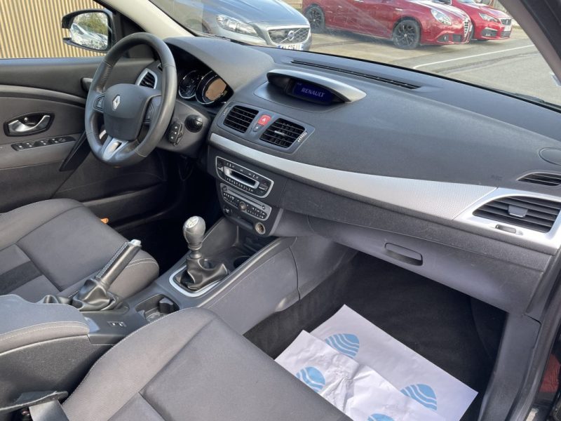 RENAULT MEGANE ESTATE 1.5 DCI 110CV   GARANTIE 3/12 MOIS 2011
