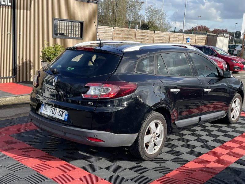 RENAULT MEGANE ESTATE 1.5 DCI 110CV   GARANTIE 3/12 MOIS 2011