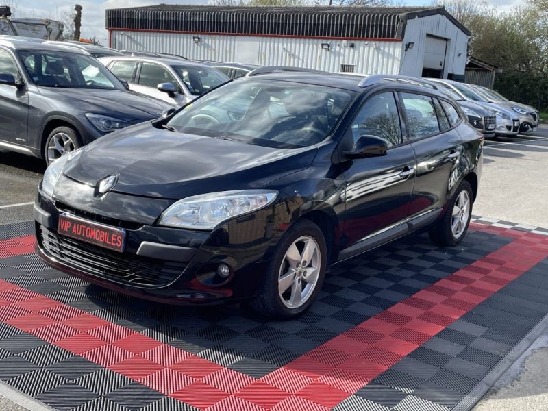 RENAULT MEGANE ESTATE 1.5 DCI 110CV   GARANTIE 3/12 MOIS 2011