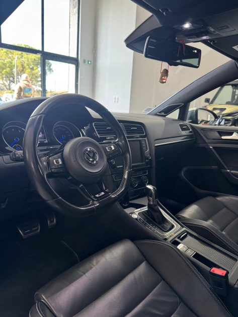 VOLKSWAGEN GOLF VII 2.0 TSI 300C R 4MOTION DSG6 