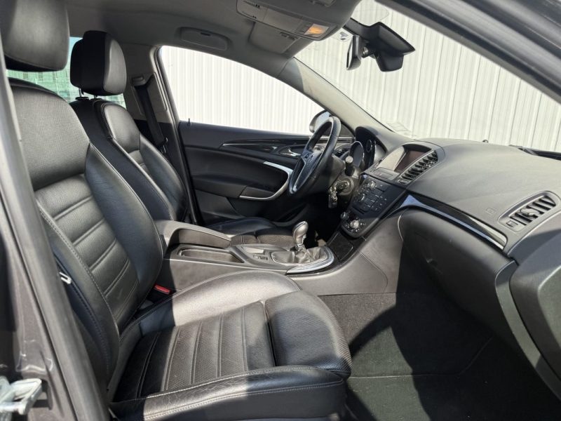 OPEL INSIGNIA TOURER 2.0 CDTI 130 EDITION 2010