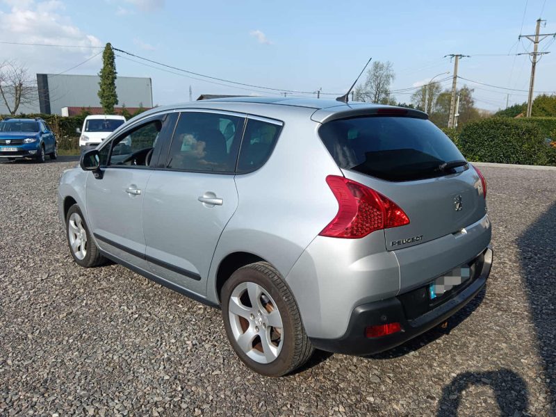 PEUGEOT 3008 1.6 HDI 112 cv PREMIUM TRES PROPRE CT OK / Toit pano / Bluetooth / SUIVI COMPLET