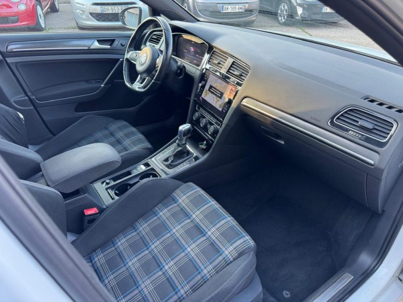 VOLKSWAGEN GOLF VII 1.4 GTE HYBRID 1395CM3 204CV  2017