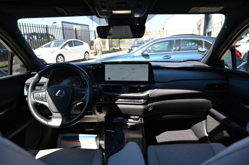 LEXUS UX 250h 2wd Luxe Plus 12/2022 Tva récupérable