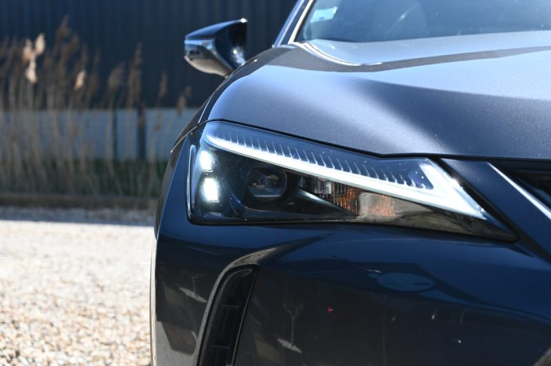 LEXUS UX 250h 2wd Luxe Plus 12/2022 Tva récupérable