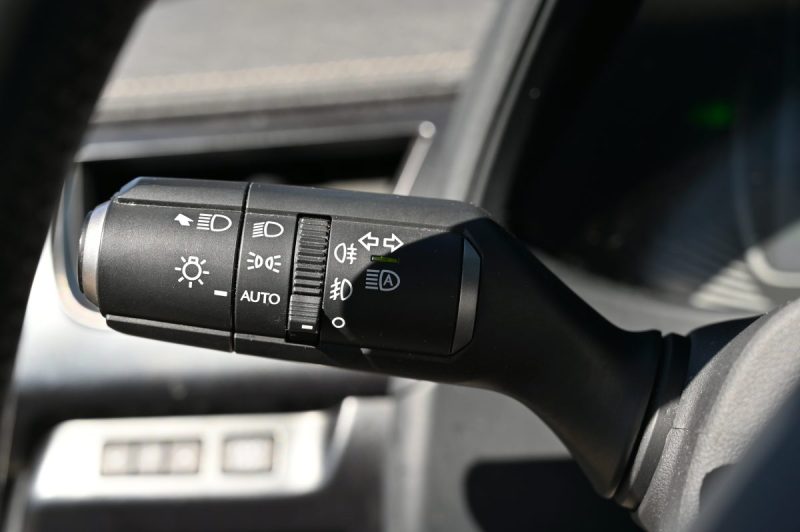 LEXUS UX 250h 2wd Luxe Plus 12/2022 Tva récupérable
