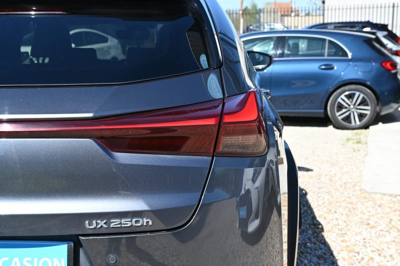 LEXUS UX 250h 2wd Luxe Plus 12/2022 Tva récupérable