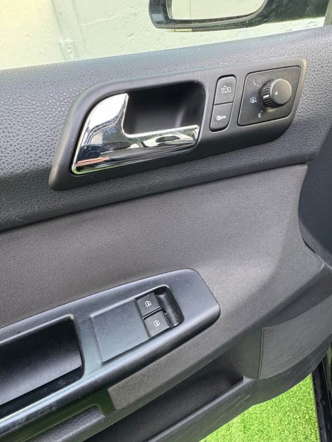 VOLKSWAGEN POLO 1.2 65 CH CONFORT GARANTIE 12 MOIS  