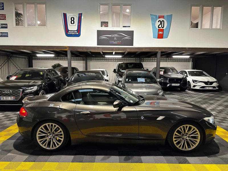 MAGNIFIQUE BMW Z4 23i 6 cylindres 204 CH (SUIVI D’ENTRETIEN, SIÈGES CHAUFFANTS, APPLE CARPLAY)