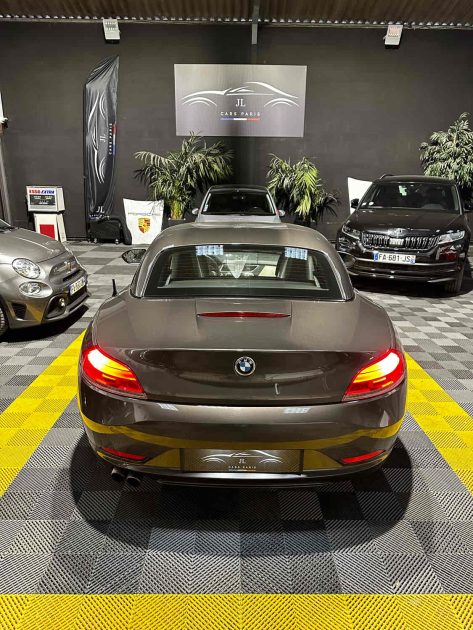 MAGNIFIQUE BMW Z4 23i 6 cylindres 204 CH (SUIVI D’ENTRETIEN, SIÈGES CHAUFFANTS, APPLE CARPLAY)
