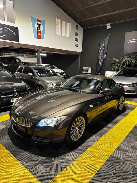 MAGNIFIQUE BMW Z4 23i 6 cylindres 204 CH (SUIVI D’ENTRETIEN, SIÈGES CHAUFFANTS, APPLE CARPLAY)