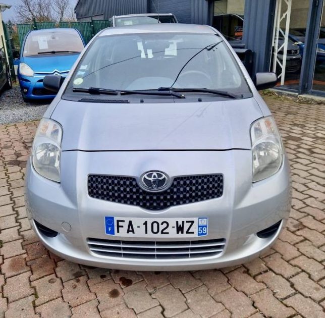 TOYOTA YARIS 1.0L i  VVT-I 68cv BASE / Révisée&Garantie 